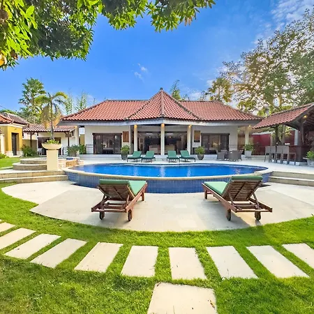 Villa Bugis Abimanyu Seminyak